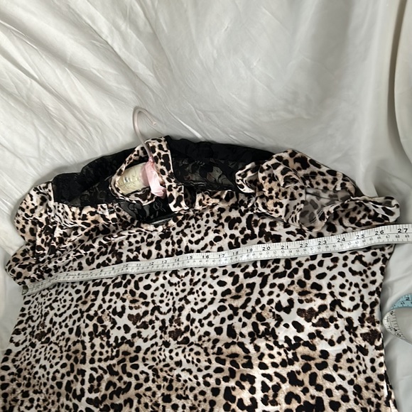 Night Shirt, Brown animal print. Size 1X. - Picture 4 of 5